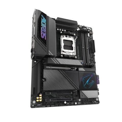 GIGABYTE X870E AORUS PRO WIFI7 DDR5 HDMI-DP USBC PCIE 5.0 AM5 ATX