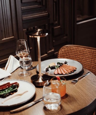 Şarjlı Masa Lambası Casares Premium